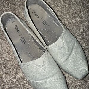 TOMS Women's Grey Slip-On Shoes